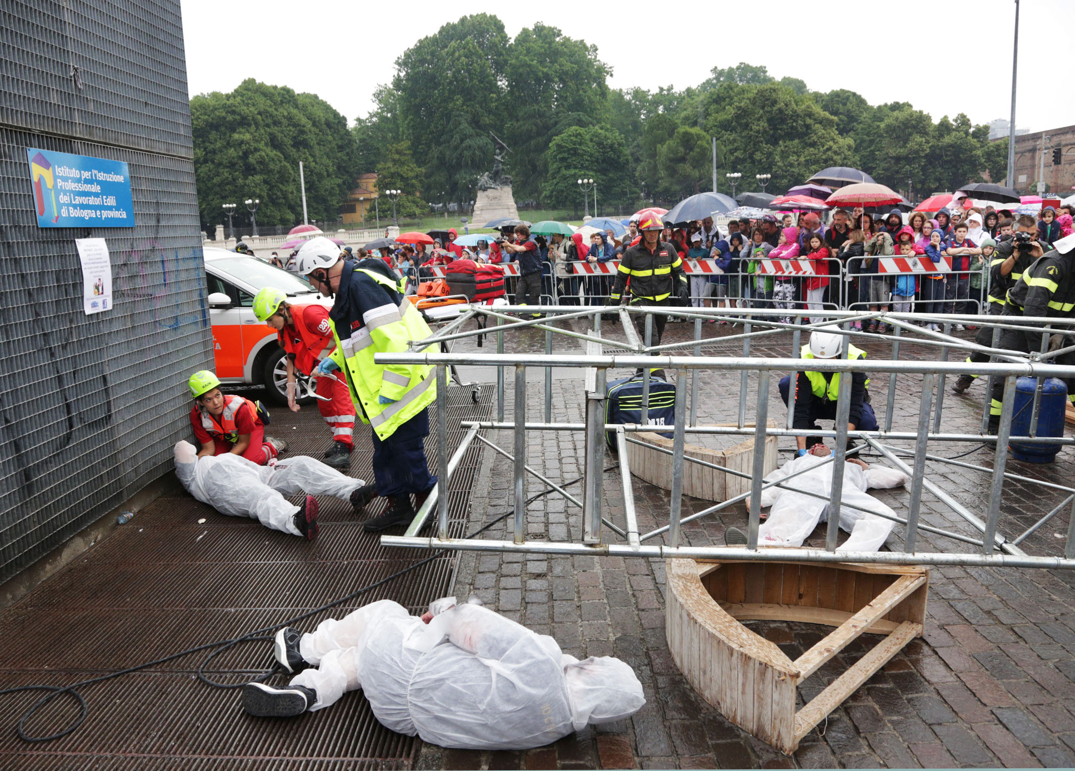 Simulazione crollo muro (Area Sicurezza)