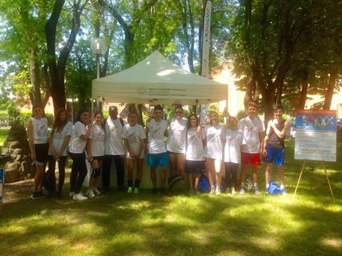 Studenti allo stand DUM