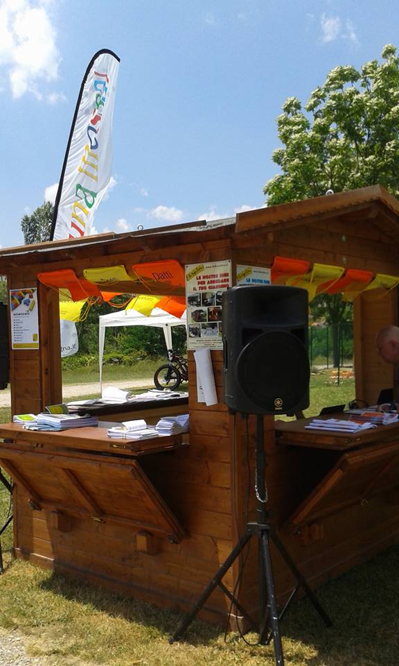 All'interno materiale informativo