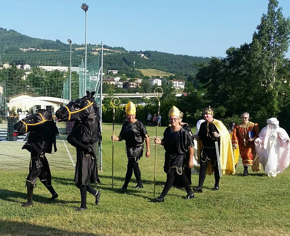 Scacchi neri, inizia la partita