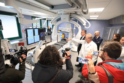 Angiografo biplano 2.jpeg