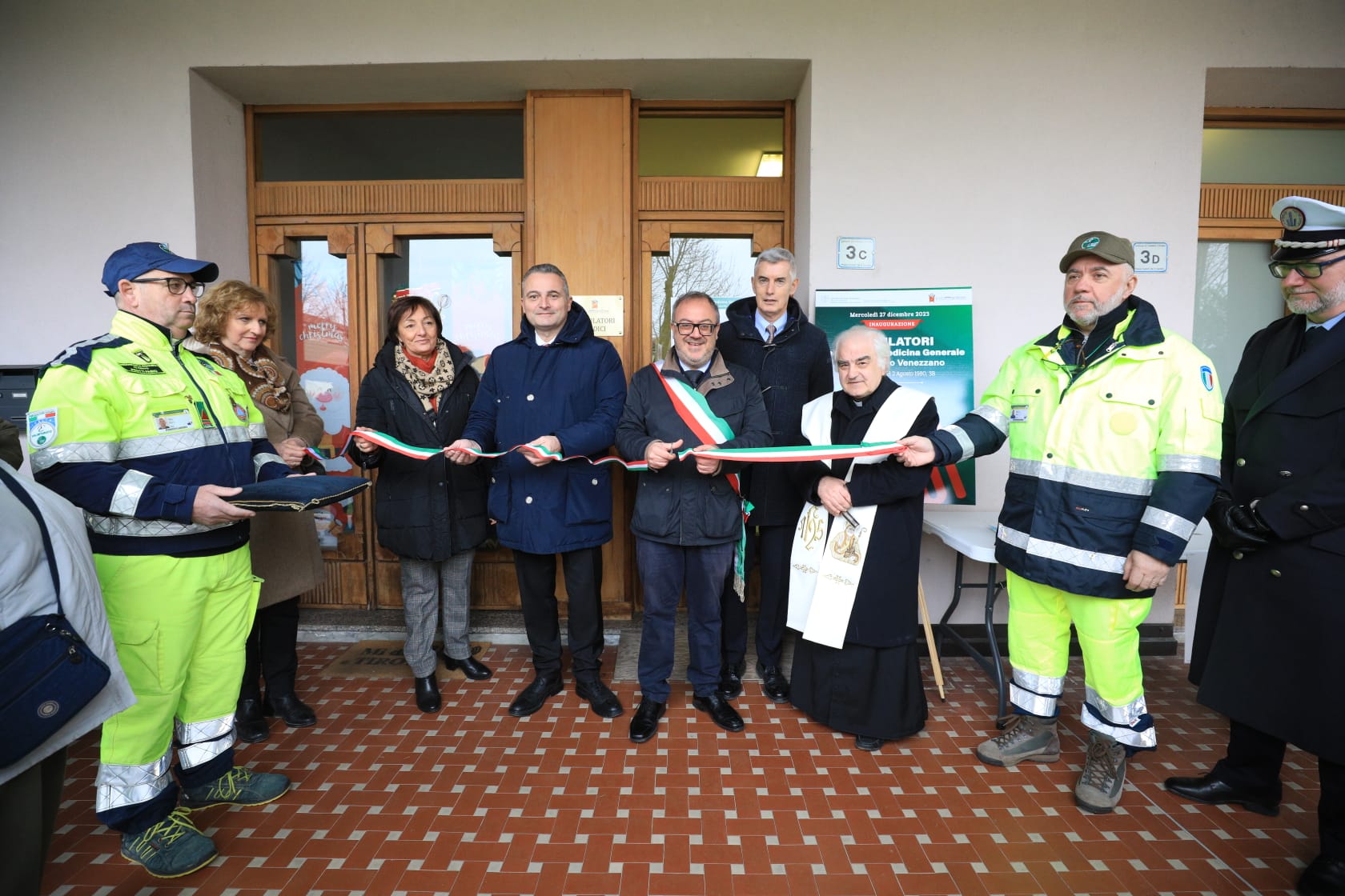 Taglio del nastro ambulatori MMG a Mascarino