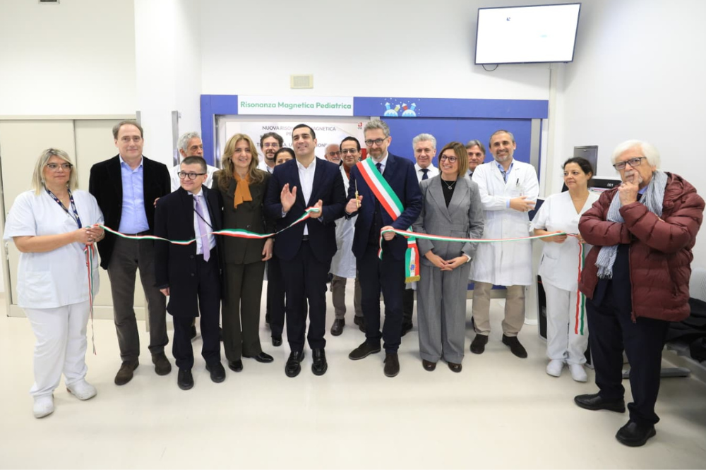 Dedicata ai bambini: tra cartoni, giochi di luce e note rilassanti, al Sant’Orsola inaugura la prima risonanza magnetica pediatrica di Bologna