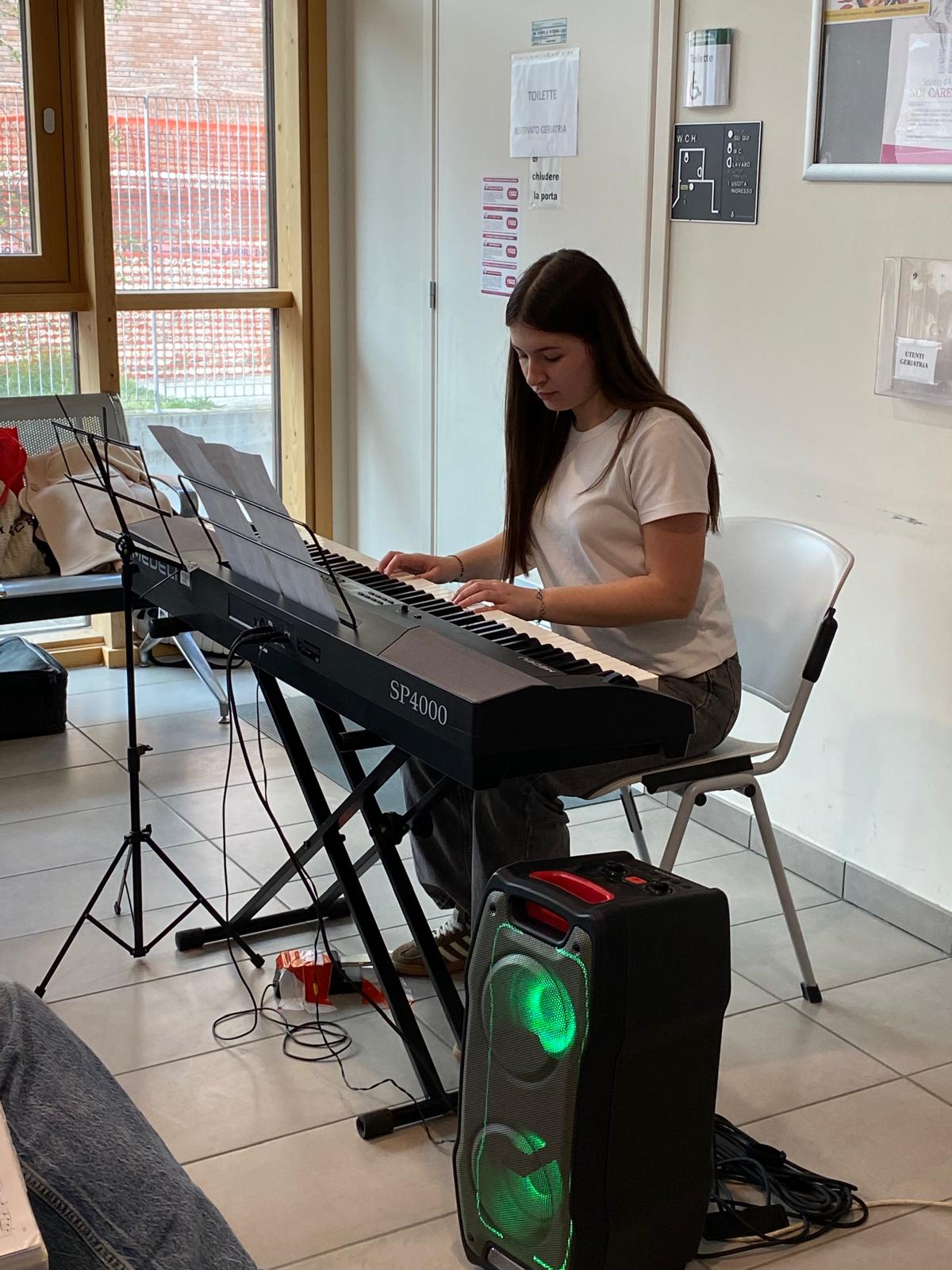 Poesie e note in corsia