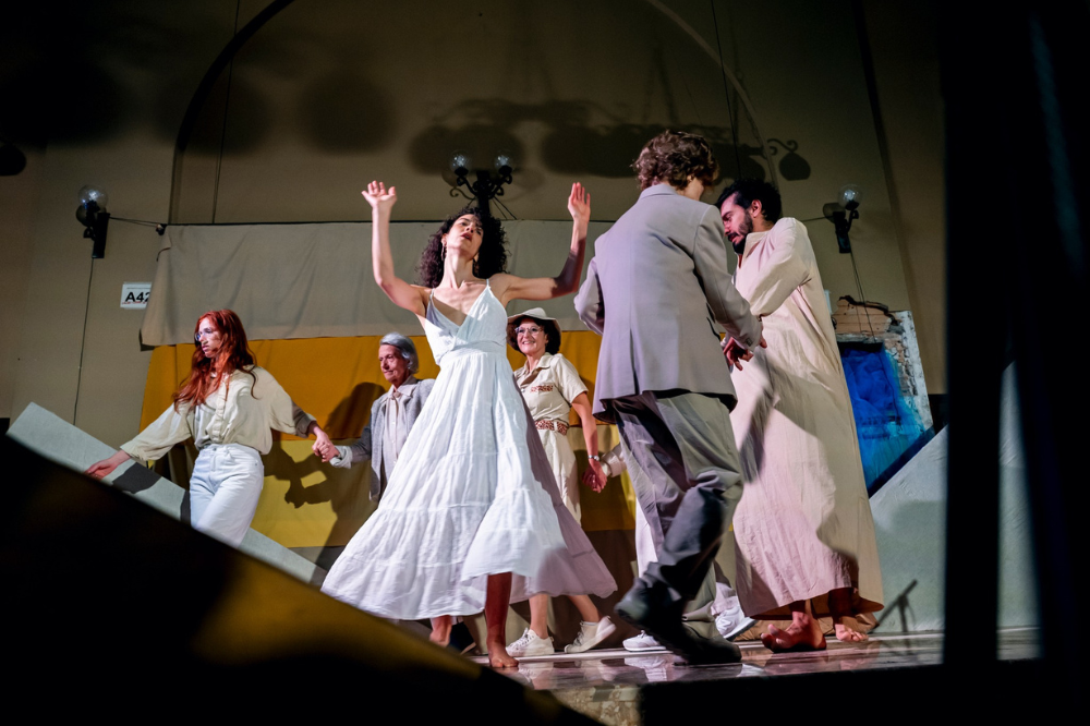 “Immagini dal deserto”: un viaggio tra teatro e Alzheimer