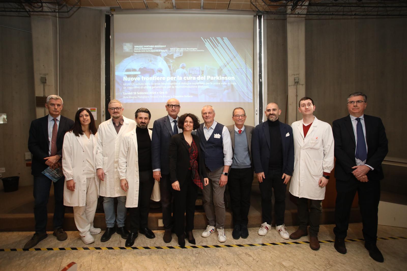 All’IRCCS Istituto delle Scienze Neurologiche di Bologna impiantato per la prima volta in Italia un dispositivo di ultima generazione per la neurostimolazione profonda in grado di ottimizzare la terapia e migliorare la qualità di vita dei malati di Parkinson