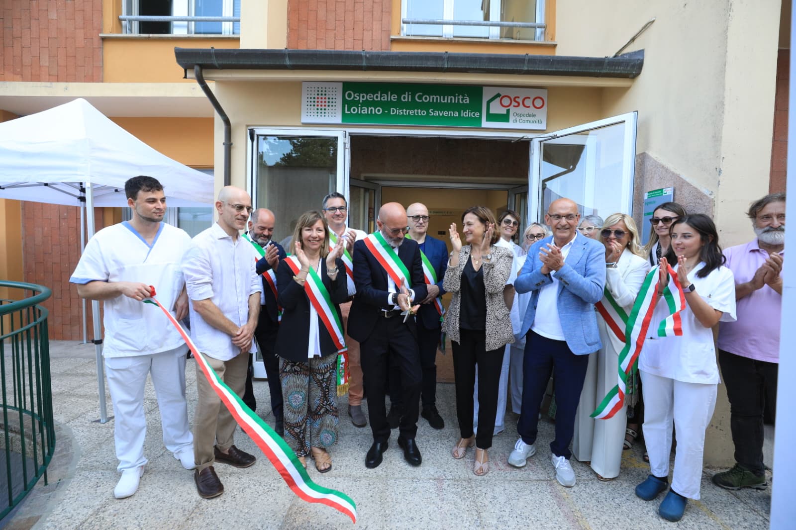 Taglio del nastro