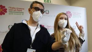 Al via, il 31 dicembre, la fase 1 della campagna di vaccinazione di massa anti-COVID rivolta agli operatori sanitari bolognesi e agli ospiti e operatori delle CRA del territorio
