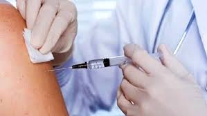 Vaccine Day. A Bologna riguarderà 275 tra operatori sanitari e delle CRA. Il via, con la prima vaccinazione, alle 9.30 in Autostazione