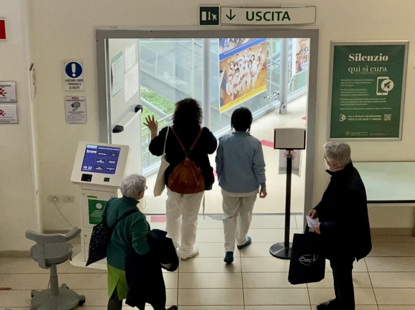 I poster all'Ospedale Maggiore 4