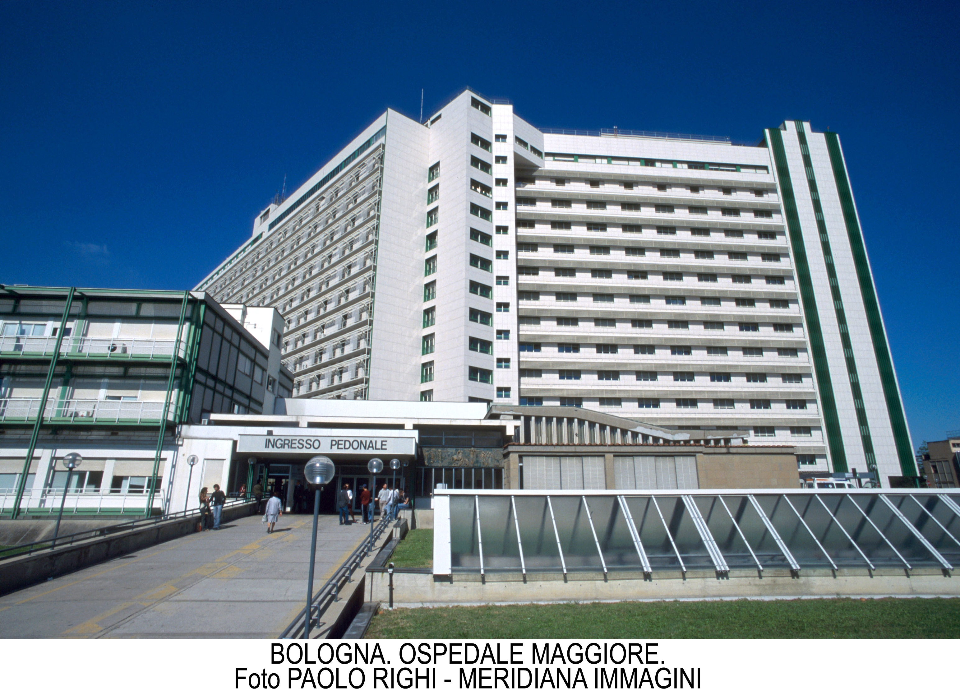 Ospedale Maggiore, ingresso
